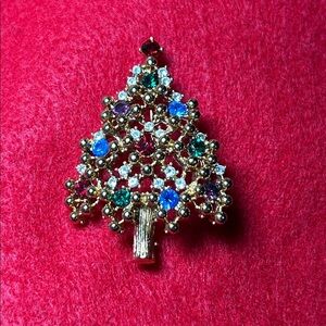 EISENBERG GOLDEN CRYSTAL CHRISTMAS TREE Signed BROOCH 2" TALL